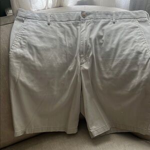 Men's IZOD White Shorts